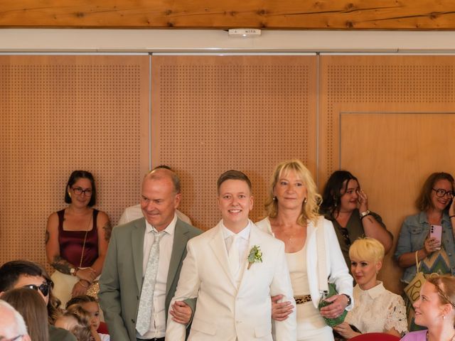 Le mariage de Axelle et Beatriz à Tartaras, Loire 11