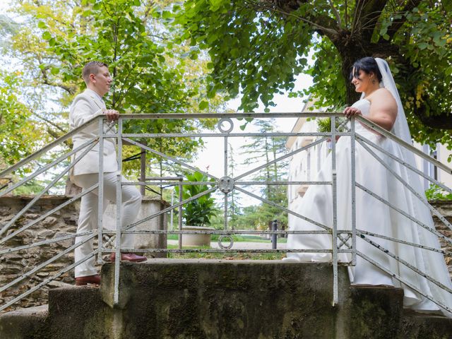 Le mariage de Axelle et Beatriz à Tartaras, Loire 31