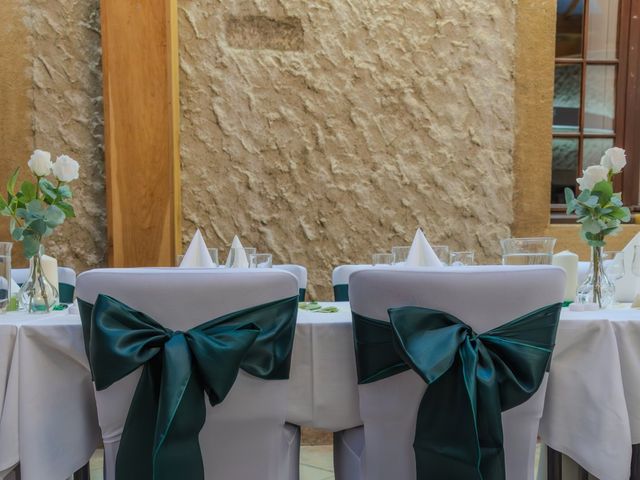 Le mariage de Axelle et Beatriz à Tartaras, Loire 40