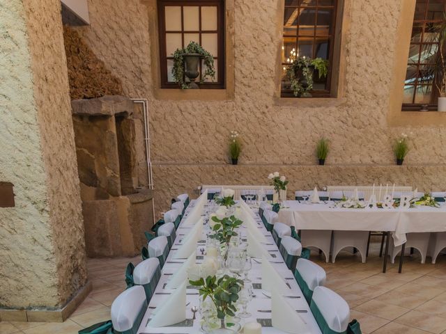 Le mariage de Axelle et Beatriz à Tartaras, Loire 42