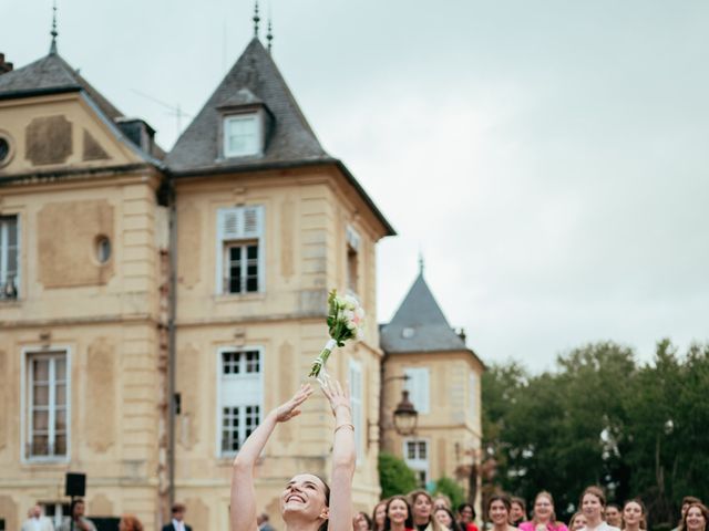 Le mariage de Antony et Philomène à Vaugrigneuse, Essonne 67