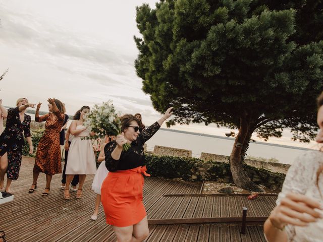 Le mariage de Matthieu et Emilie à Blaye, Gironde 67