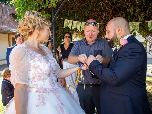 Le mariage de Johan et Manuela à Desvres, Pas-de-Calais 33