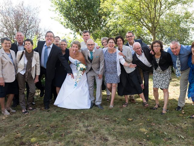 Le mariage de Benoit et Sandrine à Parthenay, Deux-Sèvres 34