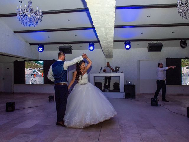 Le mariage de Lucas et Ester à Le Castellet, Var 29