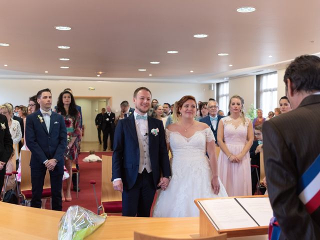 Le mariage de Eric et Caroline à Vauréal, Val-d'Oise 32
