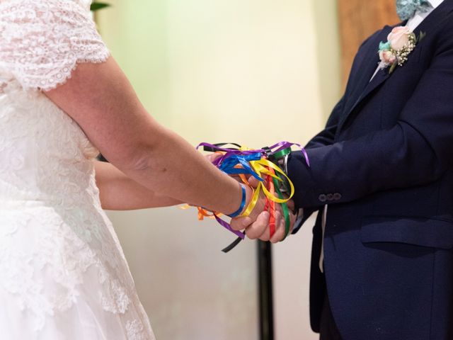 Le mariage de Eric et Caroline à Vauréal, Val-d'Oise 45