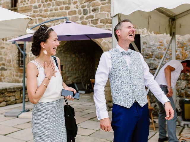 Le mariage de Loïc et Angélique à Saint-Romain-d&apos;Ay, Ardèche 38