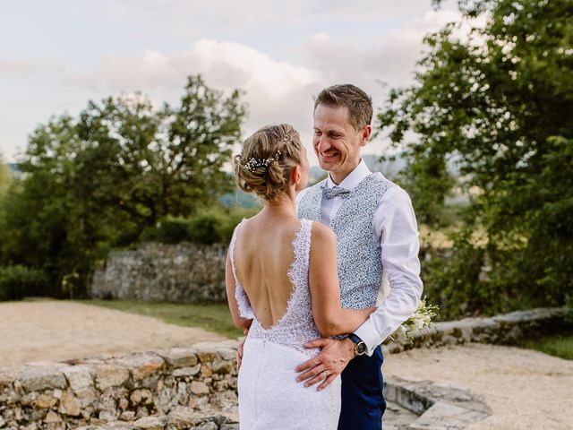 Le mariage de Loïc et Angélique à Saint-Romain-d&apos;Ay, Ardèche 56