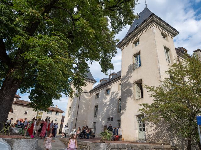 Le mariage de Loïc et Alexia à Saint-Vincent-de-Mercuze, Isère 35