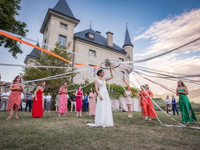 Le mariage de Loïc et Alexia à Saint-Vincent-de-Mercuze, Isère 40