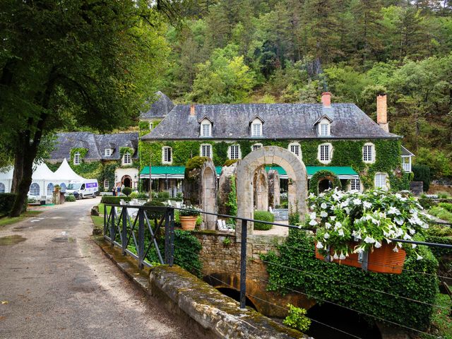 Le mariage de Nicolas et Amélie à Condat-sur-Vézère, Dordogne 1