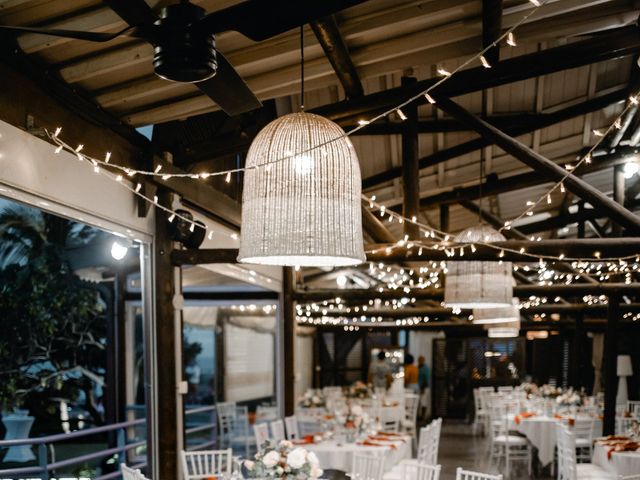 Le mariage de Denis et Valérie à Saint-Gilles les Bains, La Réunion 13