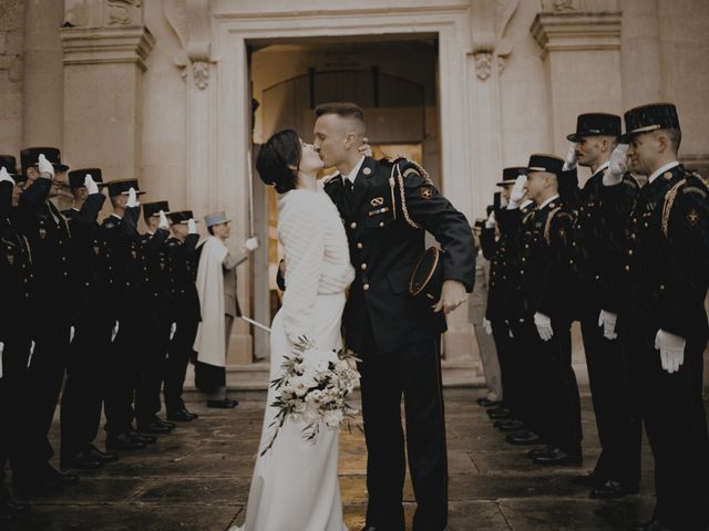 Le mariage de Brian et Loriane à Grignan, Drôme 12