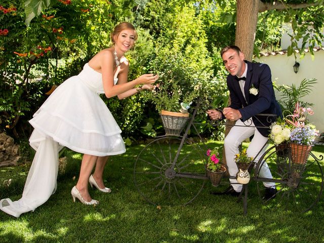 Le mariage de Alexandre et Charlène à Gémenos, Bouches-du-Rhône 18