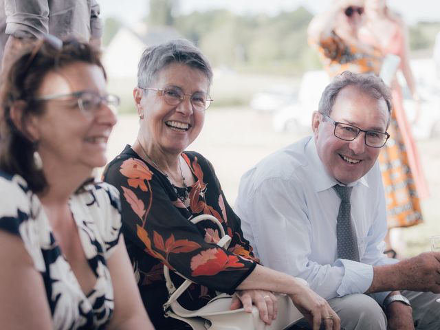 Le mariage de Loïc et Clémence à Sarcé, Sarthe 32