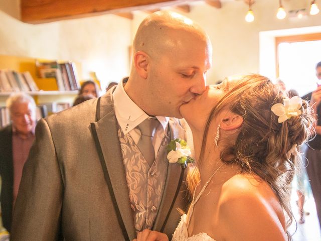 Le mariage de Julie et Julien à Castelnaudary, Aude 12