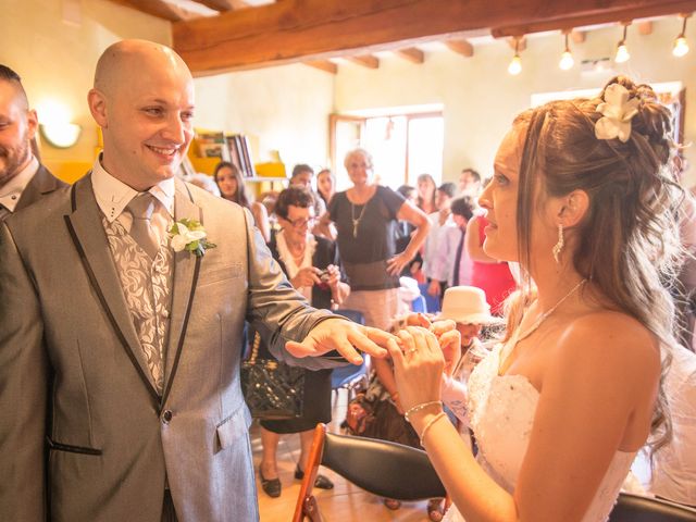 Le mariage de Julie et Julien à Castelnaudary, Aude 14