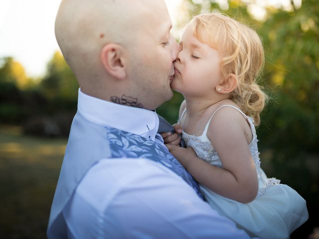 Le mariage de Julie et Julien à Castelnaudary, Aude 21