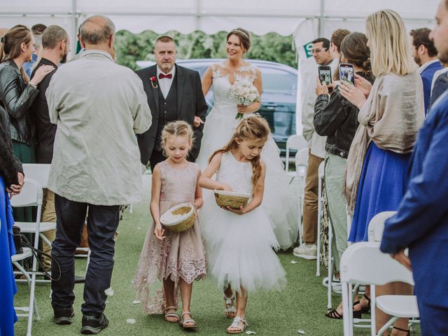 Le mariage de Morgane et Samy à Artres, Nord 30