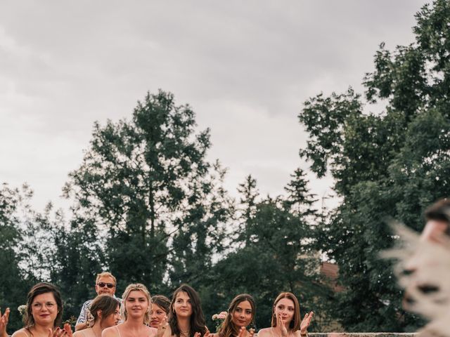 Le mariage de Alex et Laura à Saint-Bernard, Ain 14