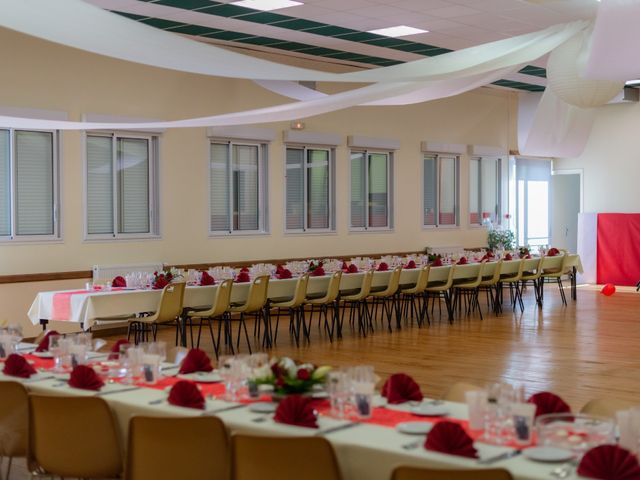 Le mariage de Alex et Alice à Saint-Thomas-de-Cônac, Charente Maritime 20