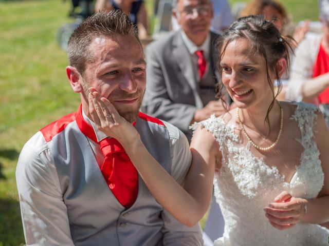 Le mariage de Alex et Alice à Saint-Thomas-de-Cônac, Charente Maritime 10