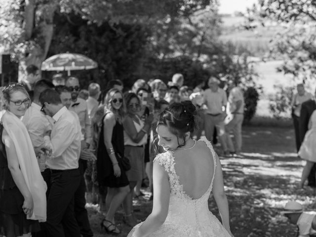 Le mariage de Alex et Alice à Saint-Thomas-de-Cônac, Charente Maritime 13