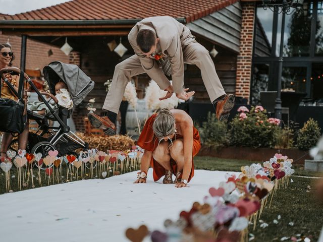 Le mariage de Ludo et Lucie à Le Doulieu, Nord 67