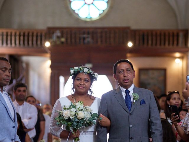 Le mariage de Raphaël et Miangola à Salbris, Loir-et-Cher 21