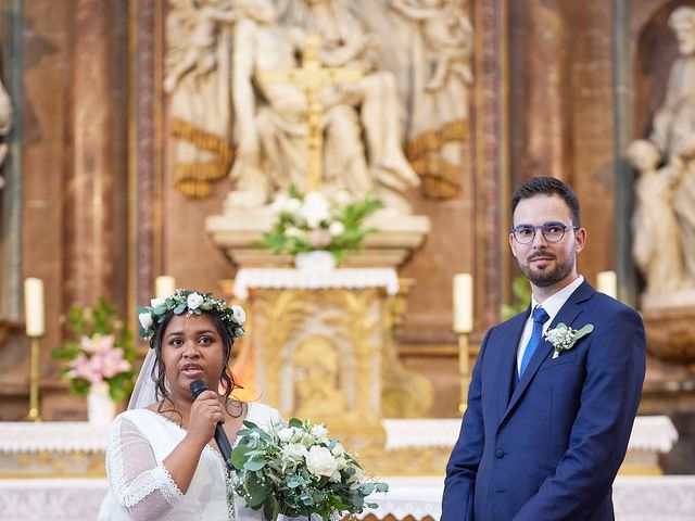 Le mariage de Raphaël et Miangola à Salbris, Loir-et-Cher 24