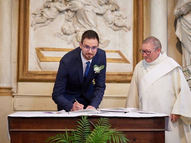 Le mariage de Raphaël et Miangola à Salbris, Loir-et-Cher 44