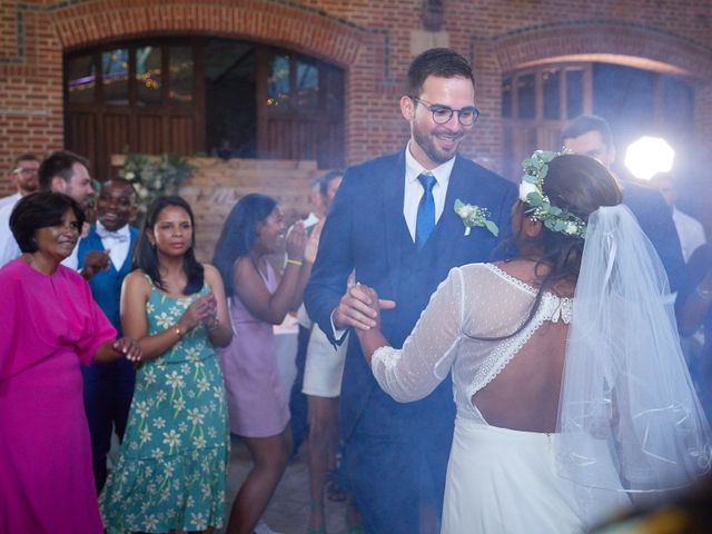 Le mariage de Raphaël et Miangola à Salbris, Loir-et-Cher 91