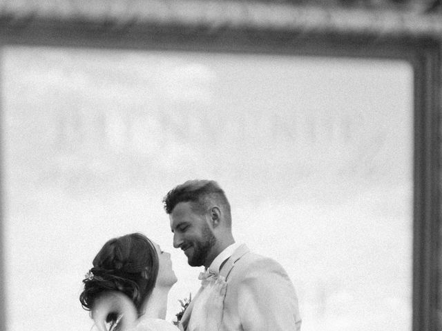 Le mariage de Pièrre et Océane à Saint-Genix-sur-Guiers, Savoie 21