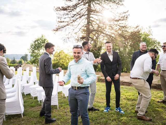Le mariage de Pièrre et Océane à Saint-Genix-sur-Guiers, Savoie 29