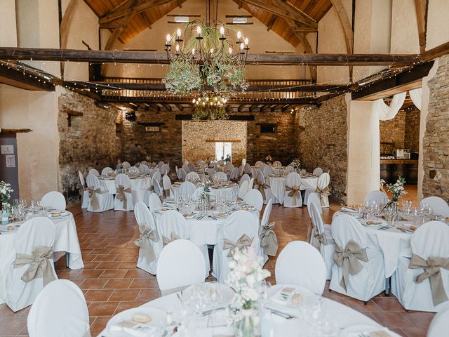 Le mariage de Charles et Jeanne à Freigné, Maine et Loire 40