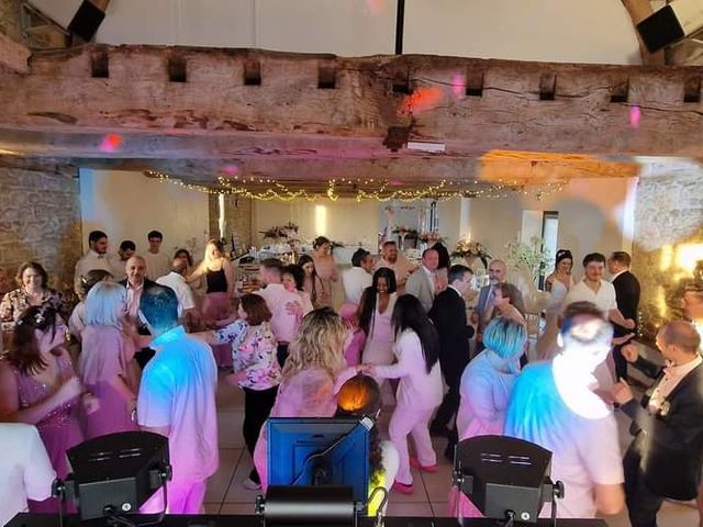 Le mariage de Mikaela et Emmanuel à Neufchâtel-en-Bray, Seine-Maritime 15
