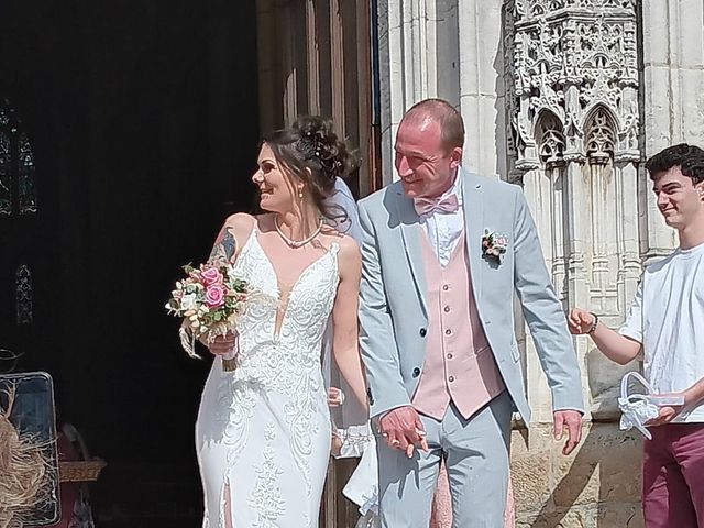 Le mariage de Mikaela et Emmanuel à Neufchâtel-en-Bray, Seine-Maritime 24
