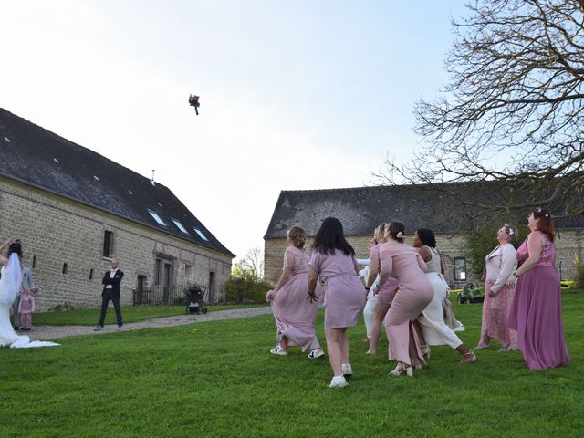 Le mariage de Mikaela et Emmanuel à Neufchâtel-en-Bray, Seine-Maritime 43