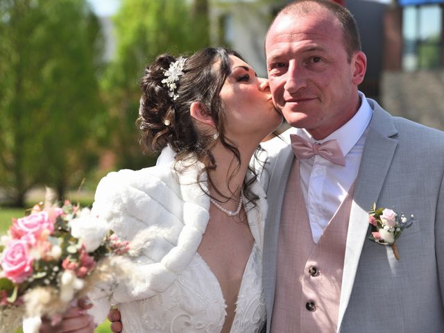 Le mariage de Mikaela et Emmanuel à Neufchâtel-en-Bray, Seine-Maritime 48