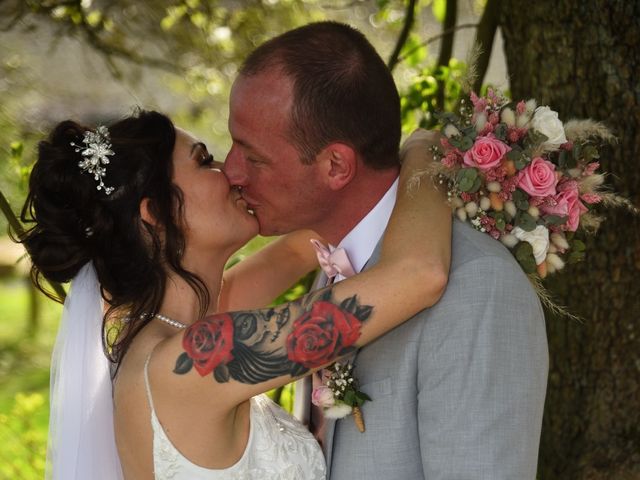 Le mariage de Mikaela et Emmanuel à Neufchâtel-en-Bray, Seine-Maritime 76