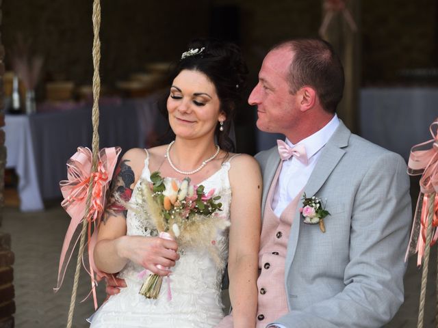 Le mariage de Mikaela et Emmanuel à Neufchâtel-en-Bray, Seine-Maritime 82