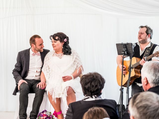 Le mariage de Julien et Dorothée à Cambrai, Nord 37