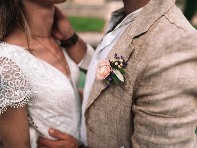 Le mariage de Pierre et Amandine à Beaujeu, Rhône 30