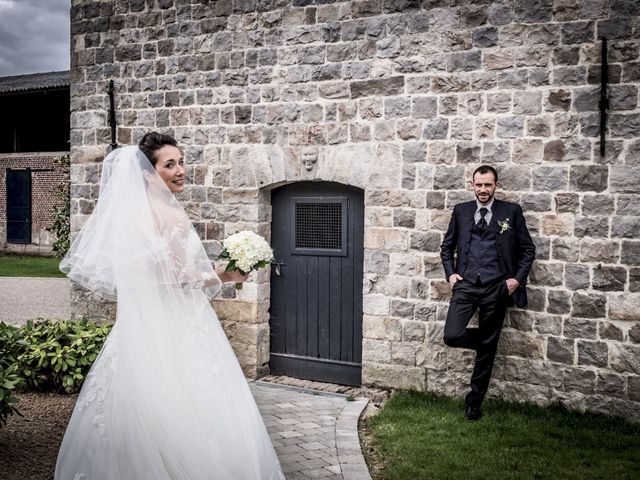 Le mariage de Christophe et Sabrina à Goeulzin, Nord 20