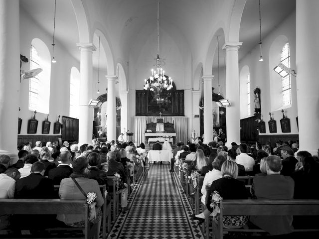 Le mariage de Christophe et Sabrina à Goeulzin, Nord 35