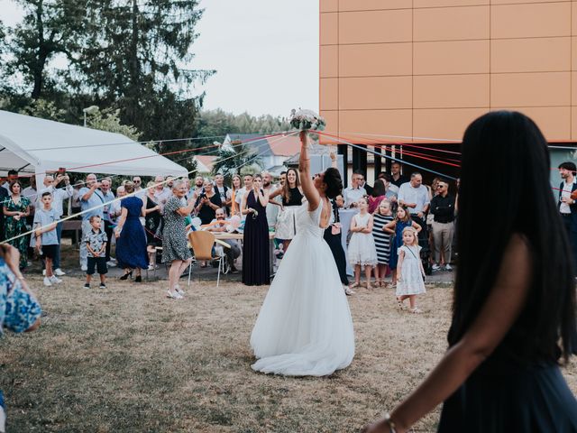 Le mariage de Christopher et Mélissa à Creutzwald, Moselle 7