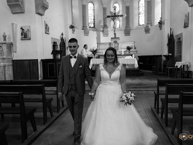 Le mariage de Sylvain et Jasmine  à Saint-Chély-d&apos;Apcher, Lozère 26
