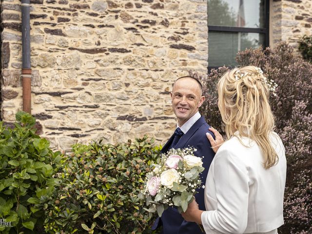 Le mariage de Nicolas et Sophie à Corps-Nuds, Ille et Vilaine 3