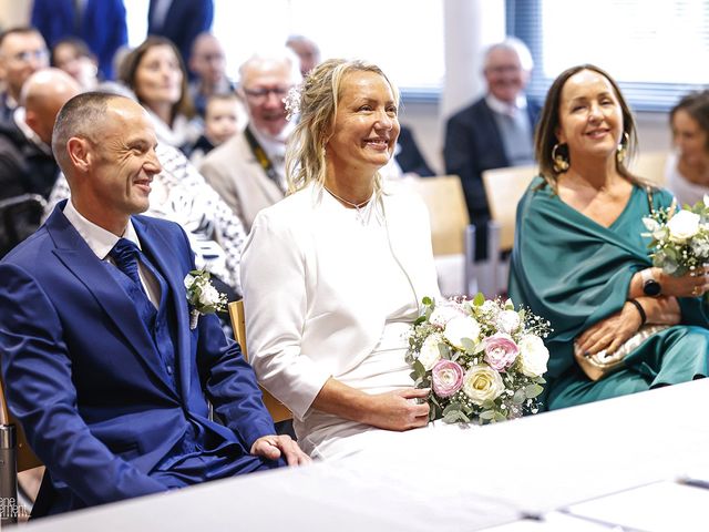 Le mariage de Nicolas et Sophie à Corps-Nuds, Ille et Vilaine 23